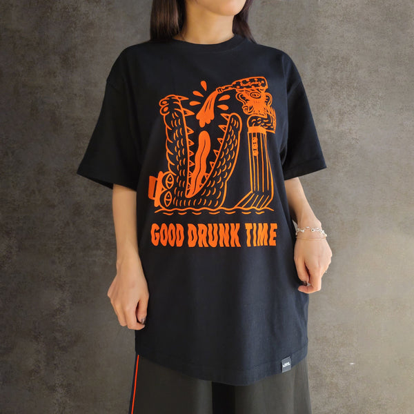 10/21 AM10:00(JST)-販売開始 グラフィックTシャツ ブラック / オザキエミ