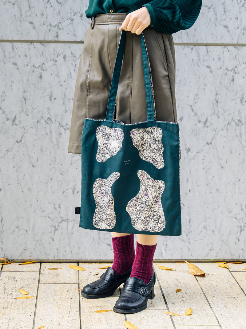 11/26 AM10:00 (JST) - Sales start Tote bag/Konatsu Tani