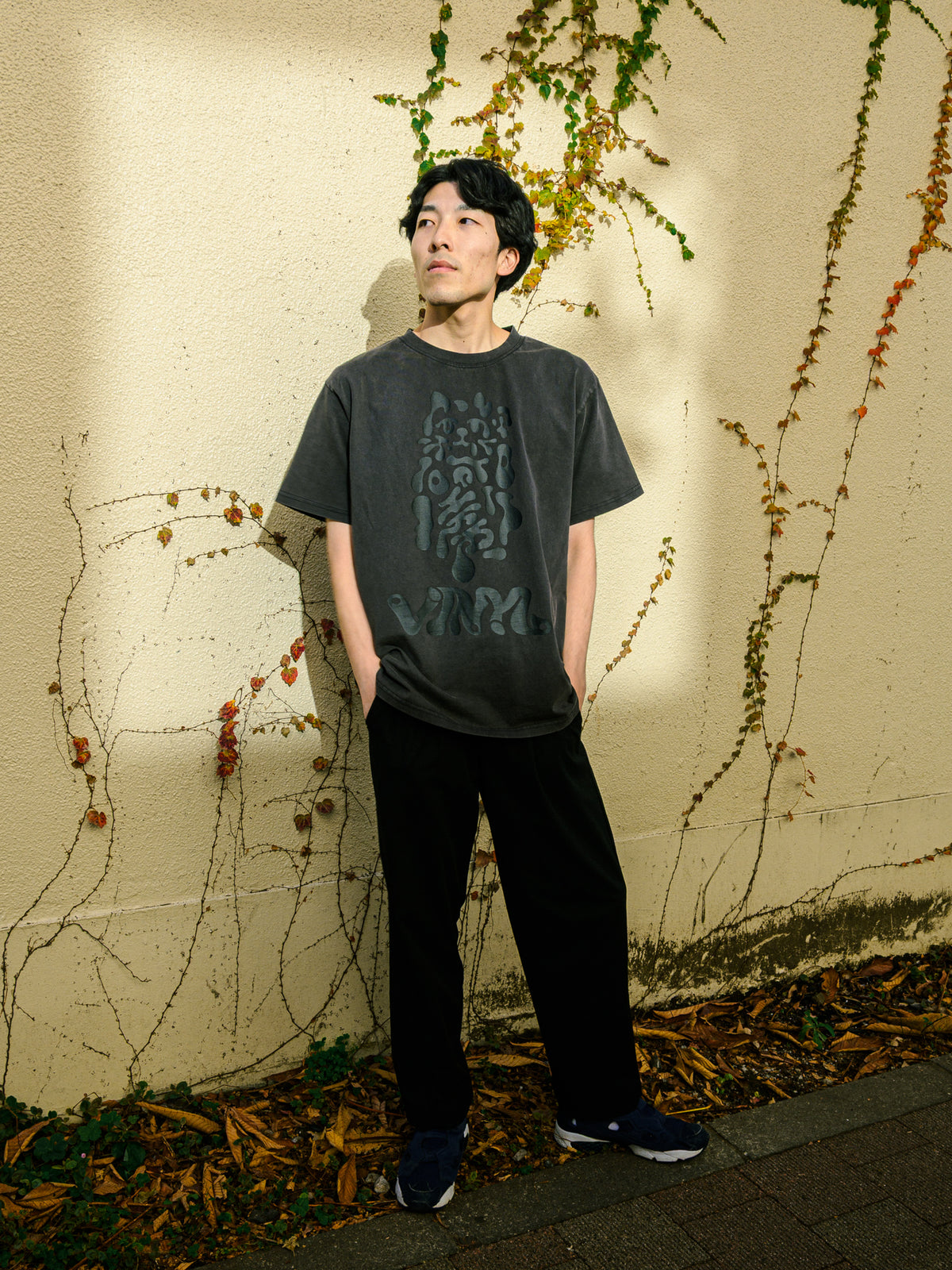 グラフィックTシャツ 招き猫(スミ) / VINYLカプセルコレクション#2