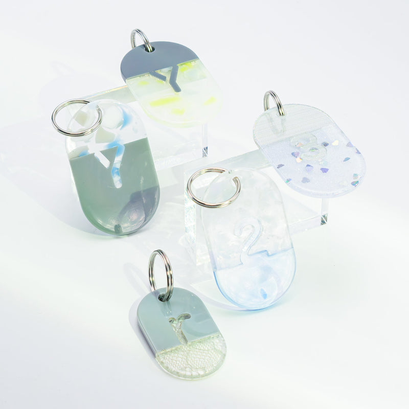 Acryl Tag Plate mini / j / 22 / NEWSED