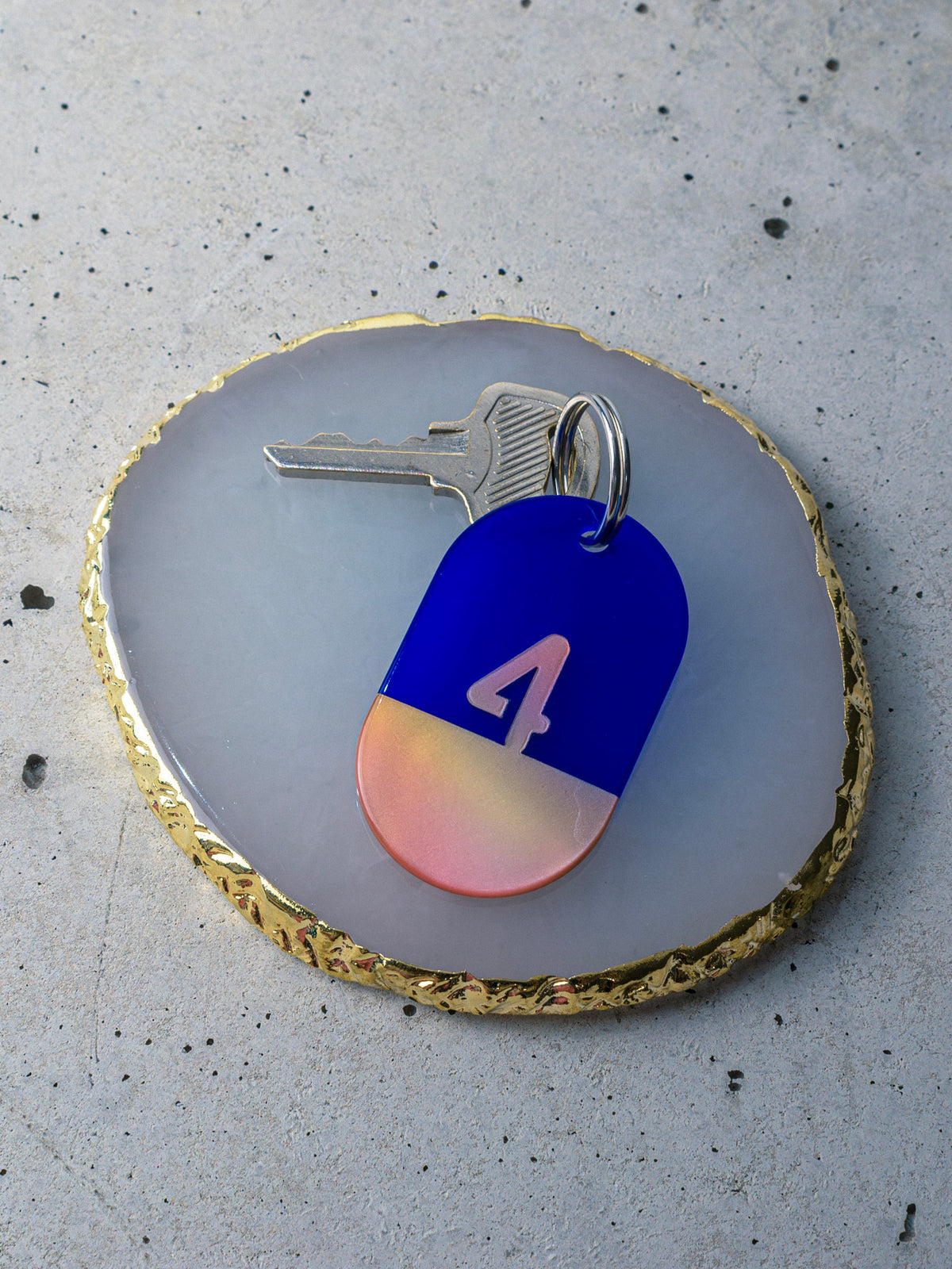 Acryl Tag Plate mini / m / 07 / NEWSED