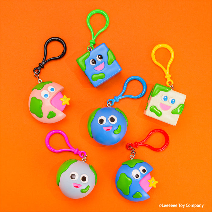 HELLO IN THE WORLD !! Vol.4 LeeeeeeToy/Child of the Earth Mascot Charm