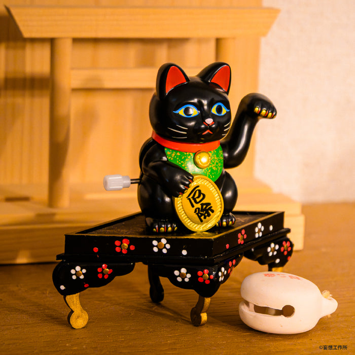 招きまくる招き猫