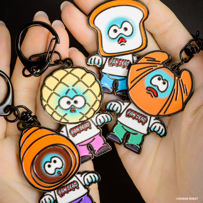 Pandead swaying metal key chain
