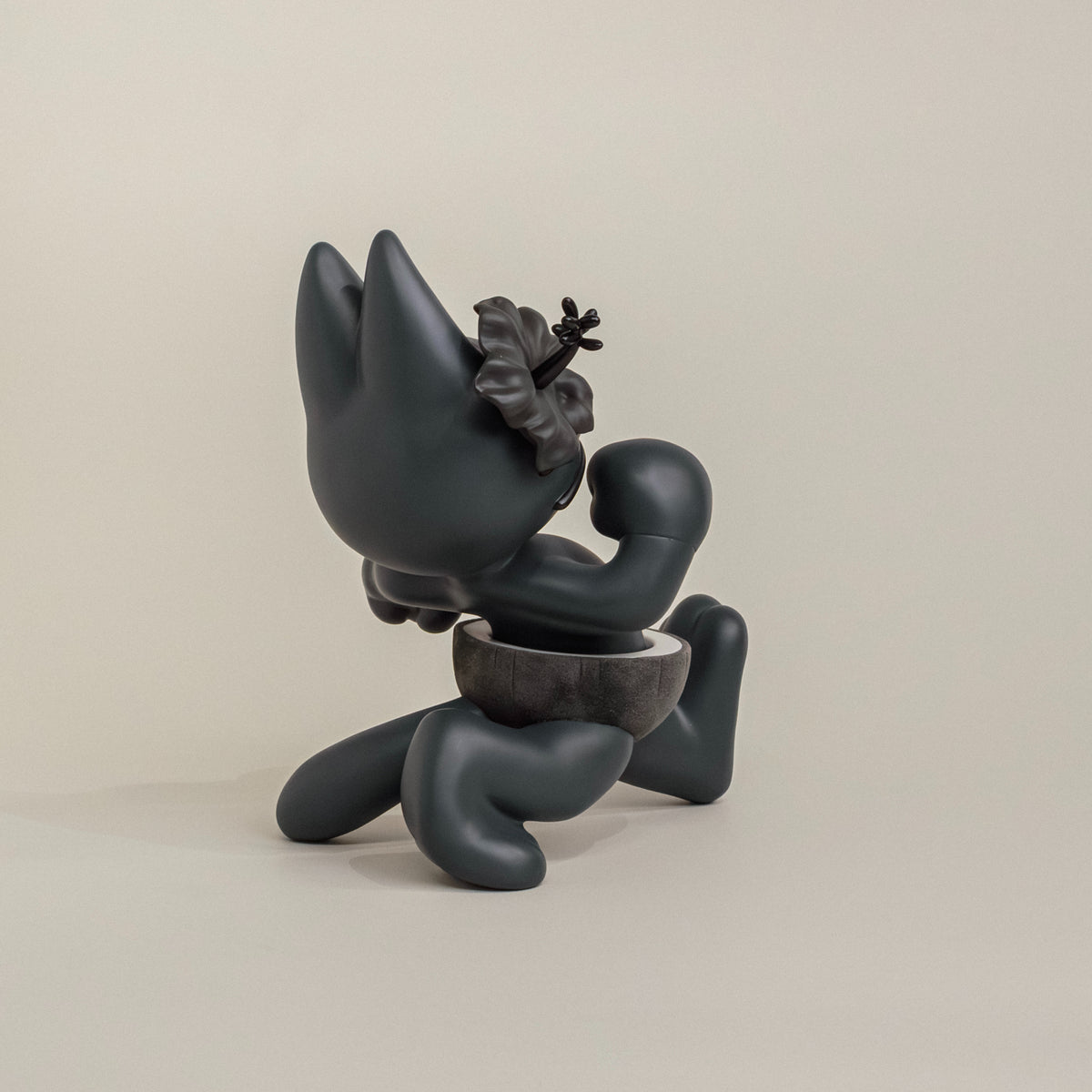 ハイビチャン / アーバンブラック / つのがい