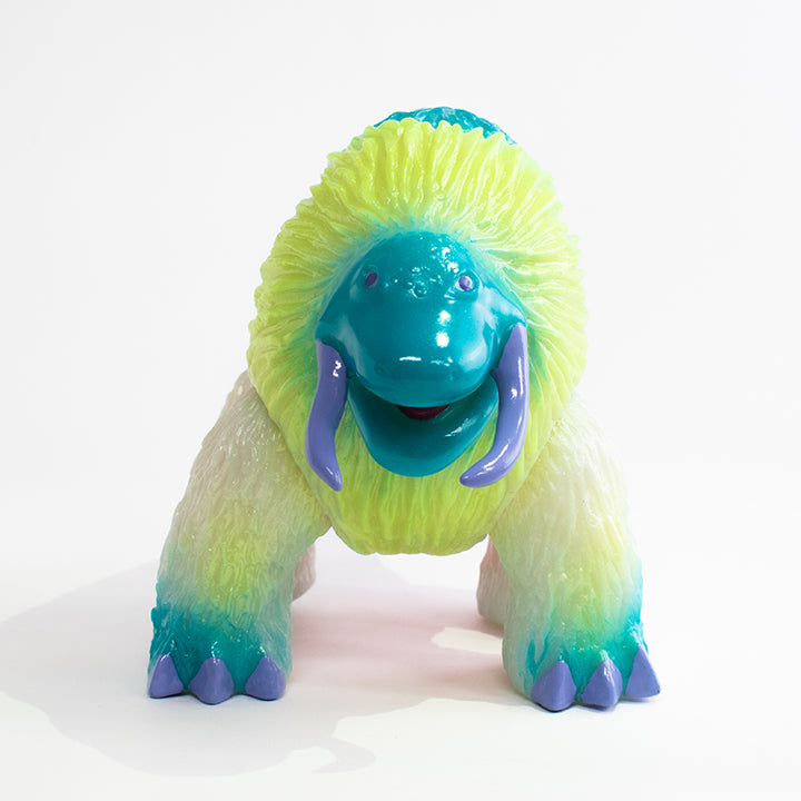 8/21 AM10:00(JST)-판매 개시 Manmorah White vinyl with blue tail VINYL Limited color / Grumble Toy