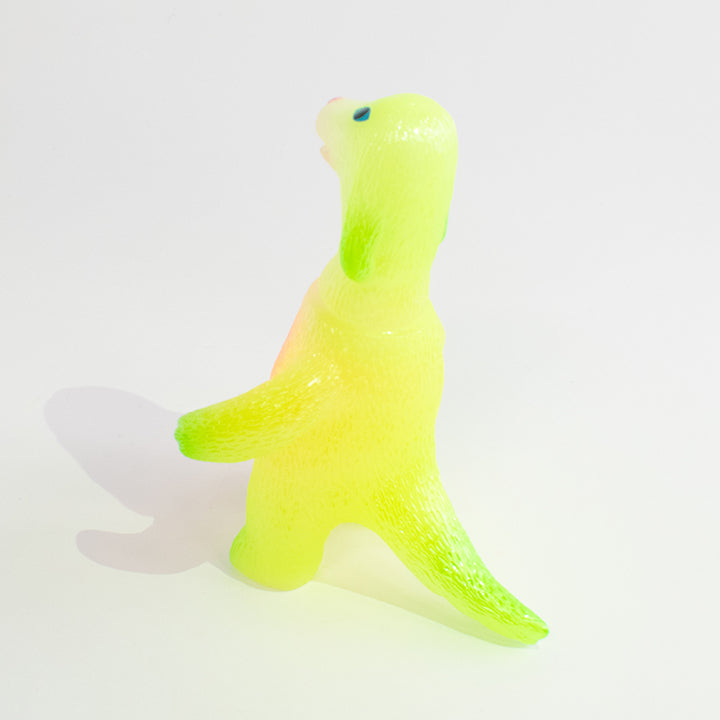 8/21 AM10:00(JST)-판매 개시 Olivia Longbody Glow in the Dark VINYL Limited color / Grumble Toy