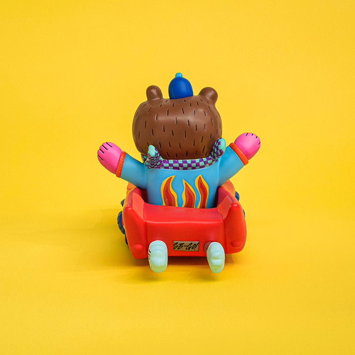 9/16 AM10:00(JST)-販売開始 SUNDAY BEAR RED CAR / Rob Kidney
