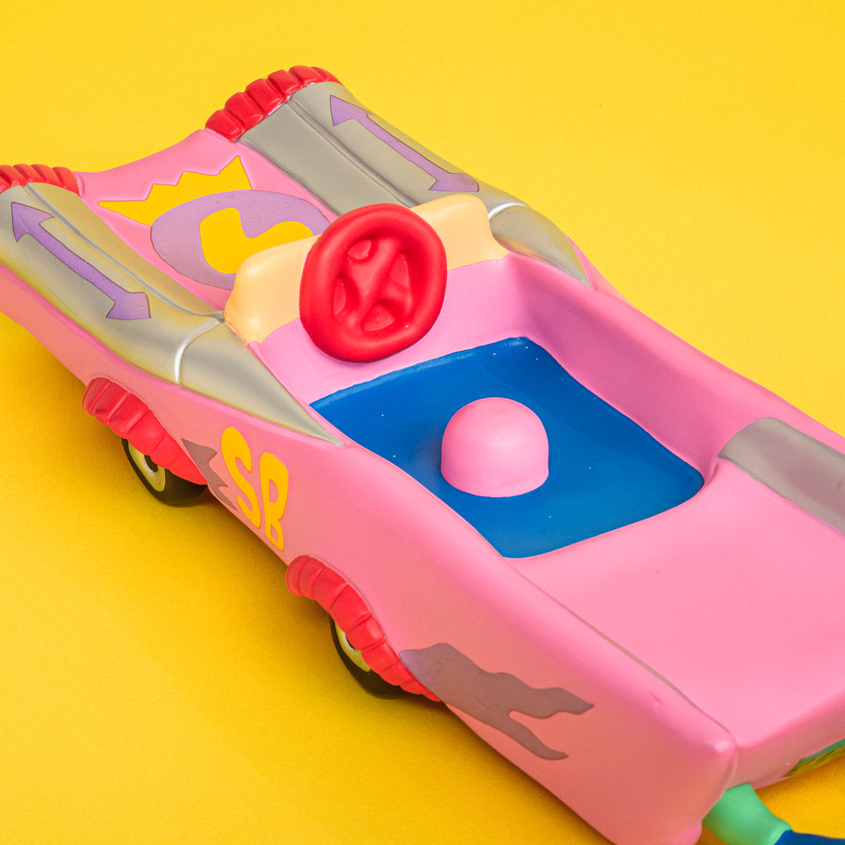 バードカービング(エゾエナガ) SUNDAY BEAR PINK CAR / Rob Kidney