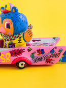 SUNDAY BEAR PINK CAR/Rob Kidney