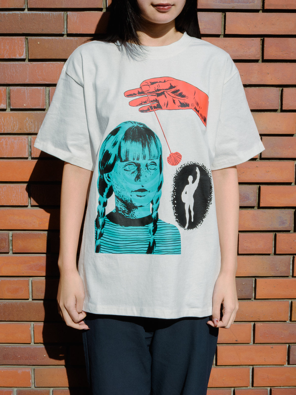 Ｔシャツカットソーtomo pino様 グラフィックTシャツ「ラッコマン（催眠）」（白） / ただかすみ