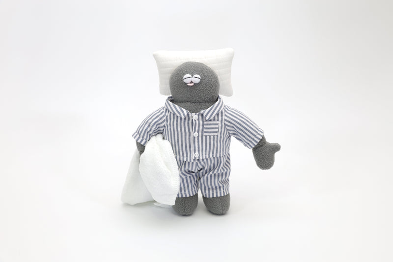 「立ったまま寝るトモダチ！」 / The TOMODACHI！