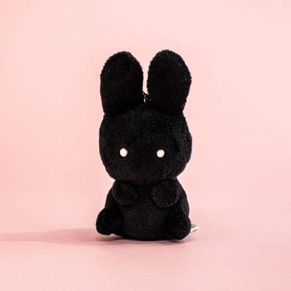 Rabbit mascot (black) / Haruna Sudo