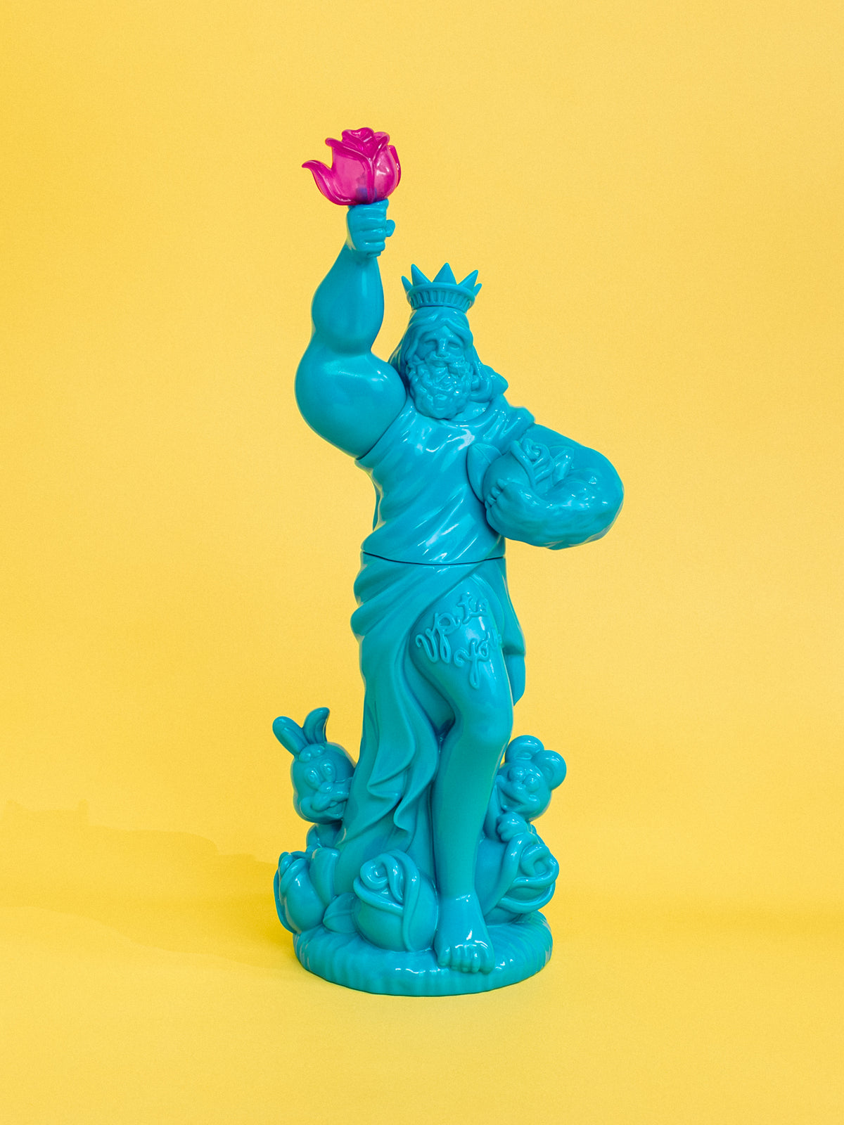 10/17 PM6:00 (JST) - 开始预订Enchanting Liberty Boy/Yurayura