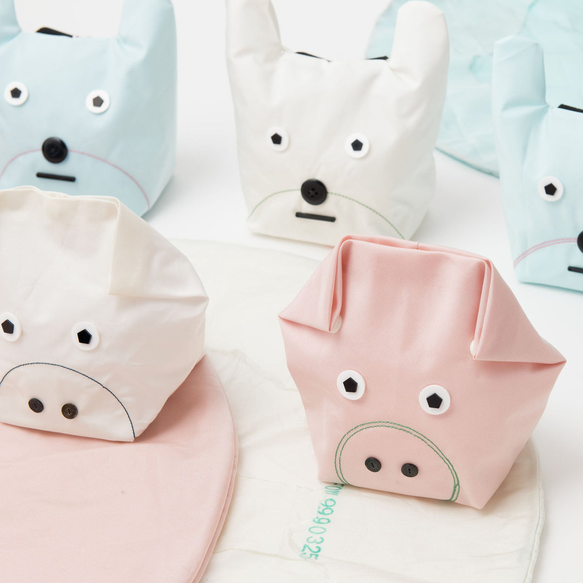 AIR PIG、BEAR BAG /ブタさんポーチ、クマさんバッグ