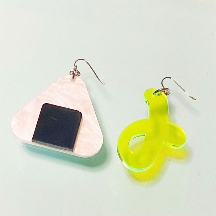 【おにぎり】クラゲピアス 居酒屋ピアス【〆のおにぎり】／KAE